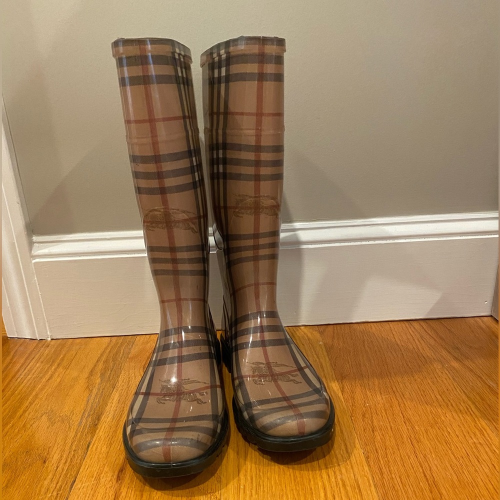 Burberry Boots